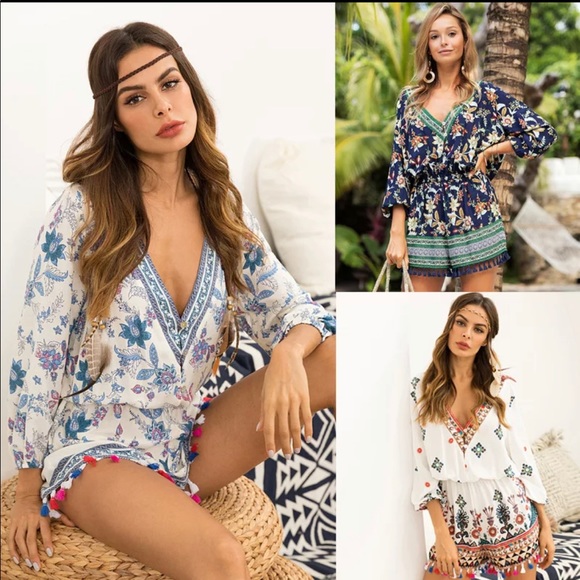 (Last 3) Boho floral v-neck romper blue/off white with colorful tassels - Picture 3 of 7